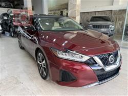 Nissan Maxima